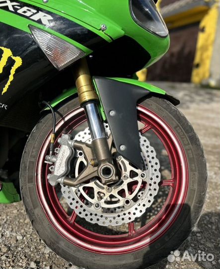 Kawasaki zx6r ninja