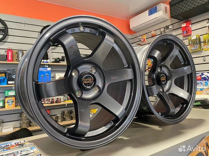 R15 Диски Volk Racing TE37SL 8J ET20 4*100 (D152)