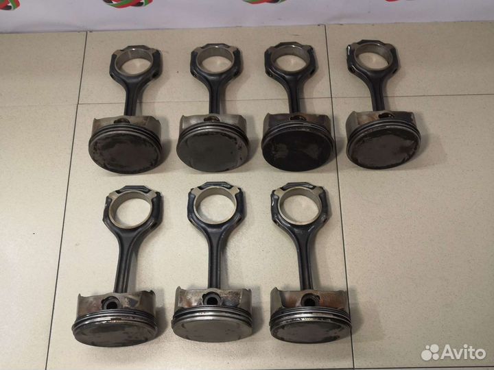 Mercedes W164 5.5 M273 388л.с Поршень шатун