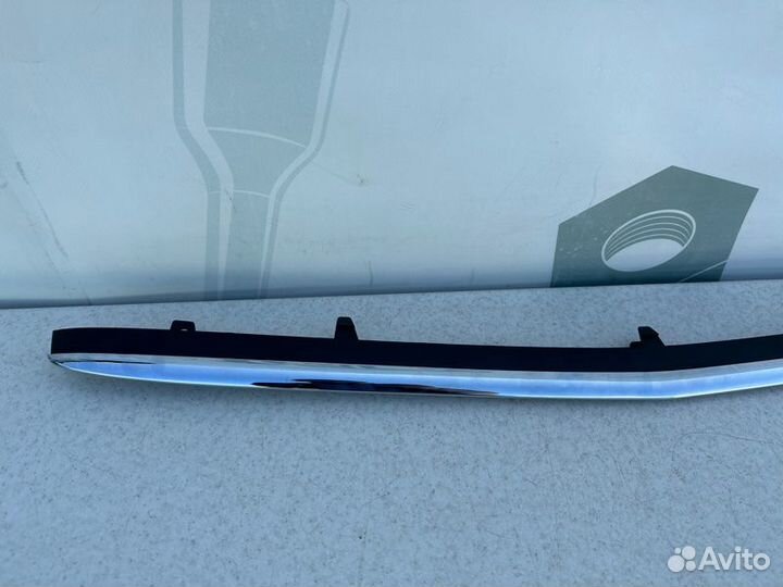 Молдинг переднего бампера Mercedes S W222
