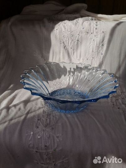 Винтажная ваза цветное стекло