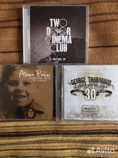 Alan Price, G. Thorogood, Two Door Cinema Club