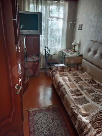 Комната 10 м² в 3-к., 4/5 эт.