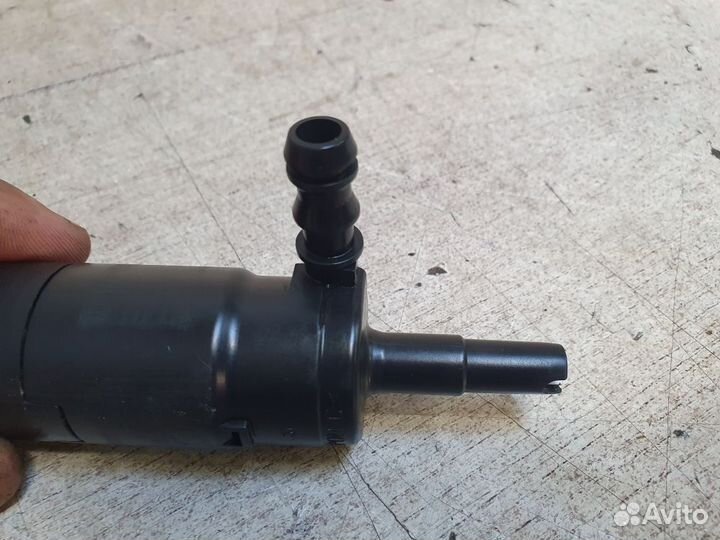Насос омывателя фар Audi Q7 4L (2005—2009)
