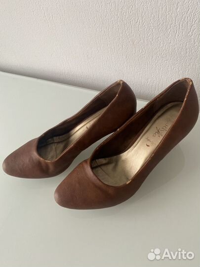 Туфли и босоножки женские 39 40