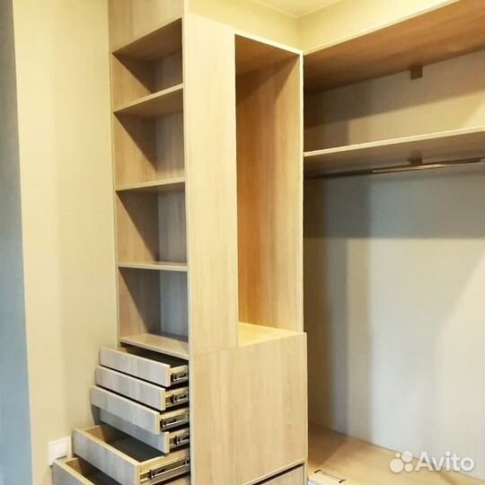 Встроенный шкаф