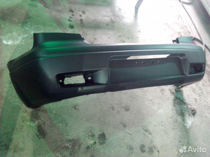 Бампер задний на митсубиси аутлендер 01-08 г.в