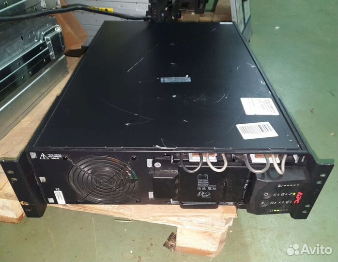 Ибп APC surtd3000xli с рабочими акб