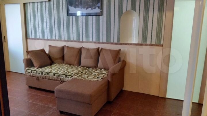 2-к. квартира, 50 м², 3/10 эт.