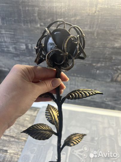 Кованая роза