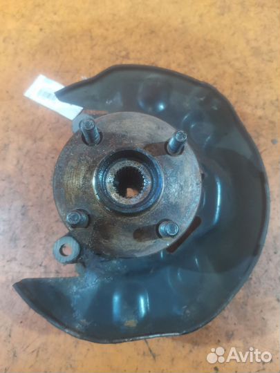 Ступица Toyota Corolla spacio ZZE124N (Переднее Левое)