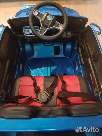 Детский электромобиль бу
