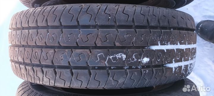 Matador MPS 330 Maxilla 2 215/70 R15C 109R