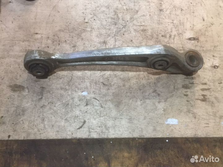 Рычаг передний нижний левый Audi A4 A5 A6 A7 Q5