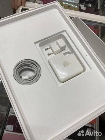 Apple MacBook Pro 13 2019 декабрь