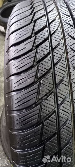 Bridgestone Blizzak LM-001 225/55 R17 97H