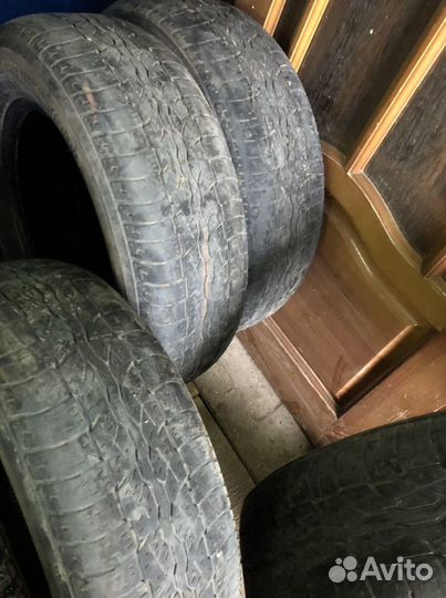 Bridgestone Dueler M/T 225/65 R17