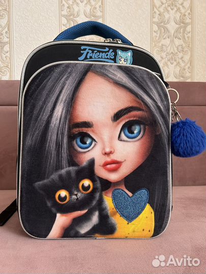 Рюкзак школьный