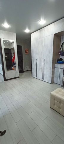 3-к. квартира, 80,9 м², 4/9 эт.
