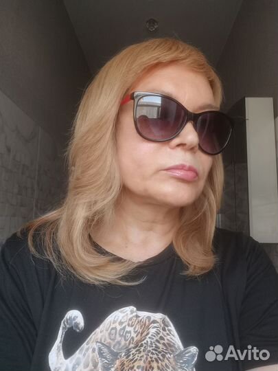 Парик из натуральных волос блонд длинный