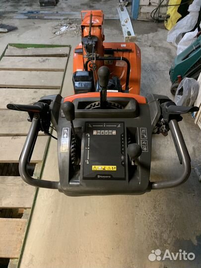 Снегоуборщик husqvarna б/у