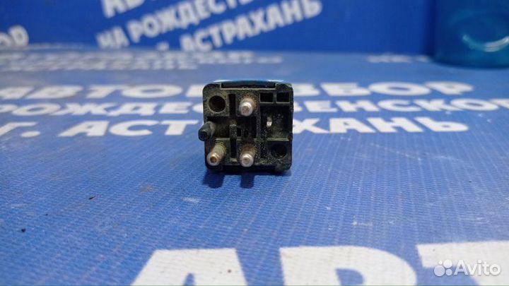 Реле Mercedes-Benz W202 седан 1995