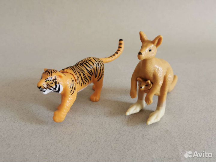 Игрушки Kinder maxi Natoons кенгуру и тигр