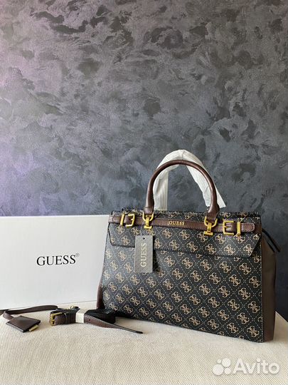 Сумка женская guess хит 2024