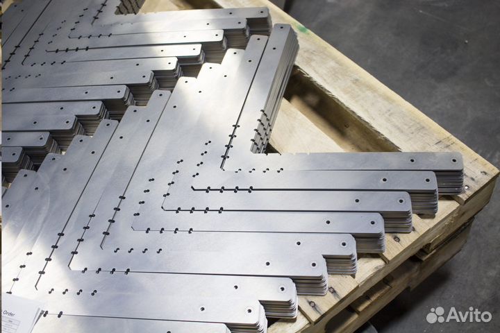 Лазерная резка и гибка металла