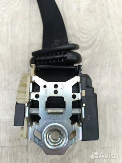 Ремень безопасности передний Ford Focus CB4 1.6L