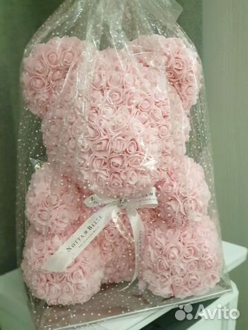 Мишки и собаки из роз в подарочной упаковке