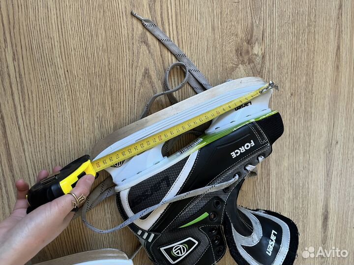 Коньки мужские Larsen