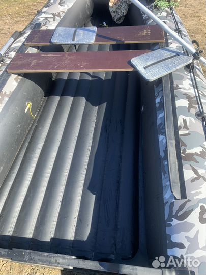 Надувная лодка пвх с мотором 9.9 или 15