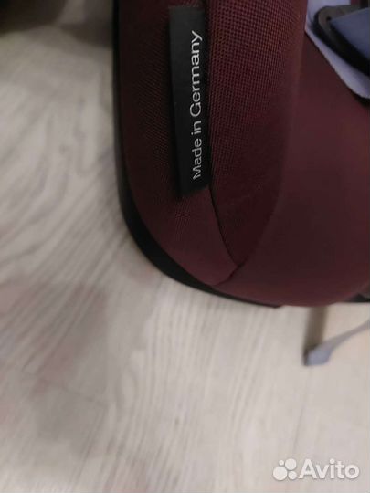 Britax romer trifix 2 i size 9-22 Burgundy