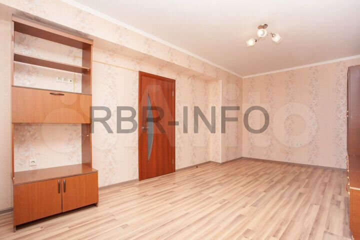 1-к. квартира, 42 м², 1/9 эт.