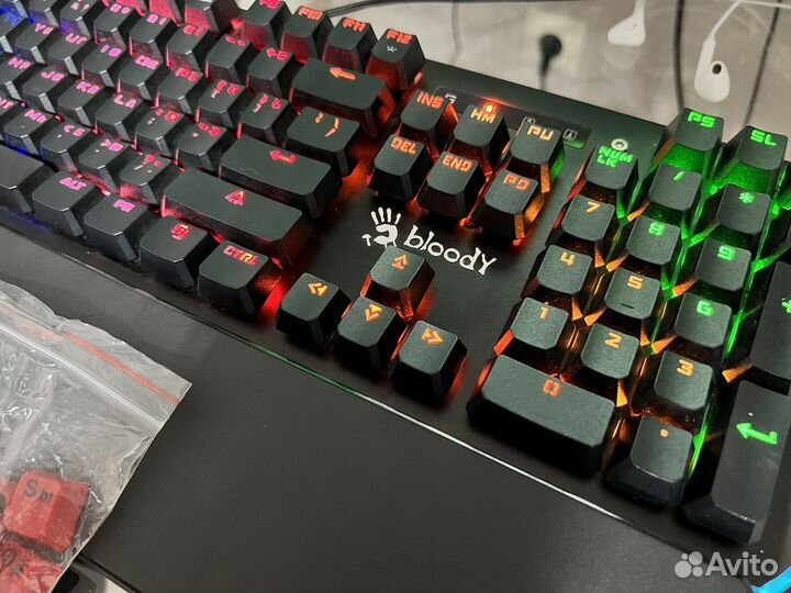 Механическая клавиатура bloody b885
