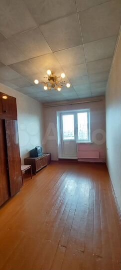 2-к. квартира, 55 м², 9/9 эт.