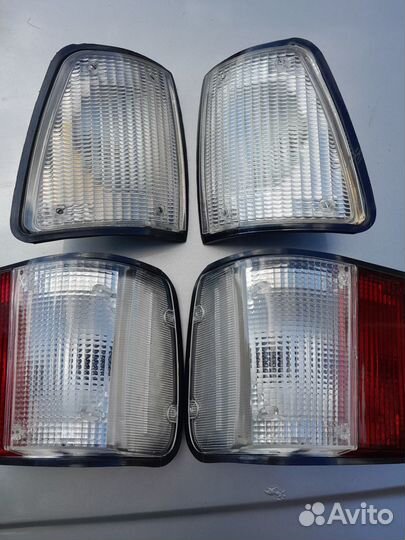 Стекла поворотников белые волга газ 3102 зад перед