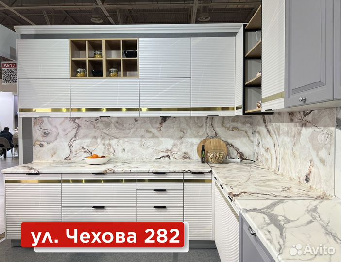 Кухонный гарнитур на Чехова 282