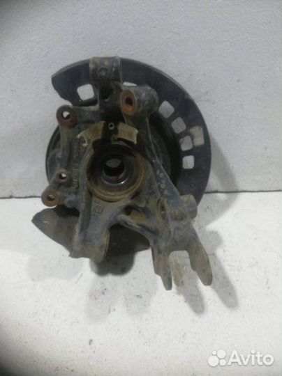 Кулак поворотный задний правый Volkswagen Touareg