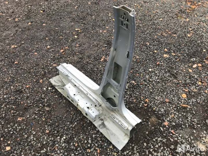 Порог кузова правый Skoda Octavia 1.6 cwva 2018