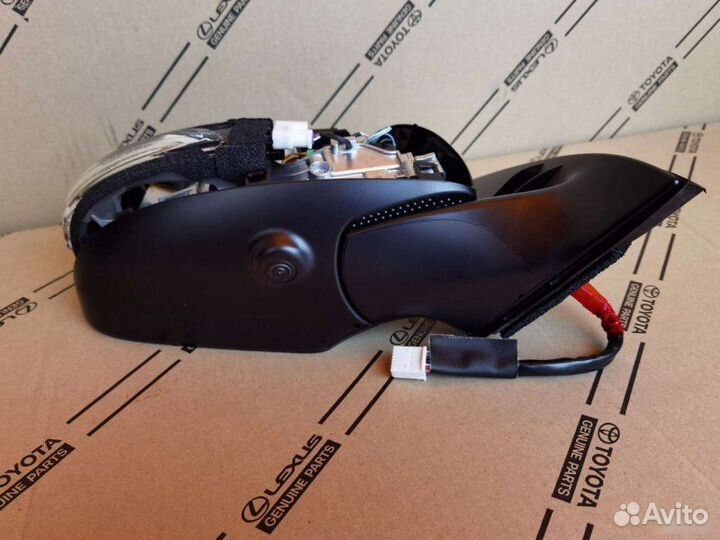 Зеркало правое Toyota Land Cruiser Prado 150