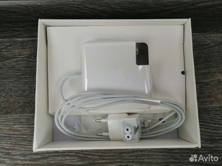 Зарядка для macbook / magsafe 85w