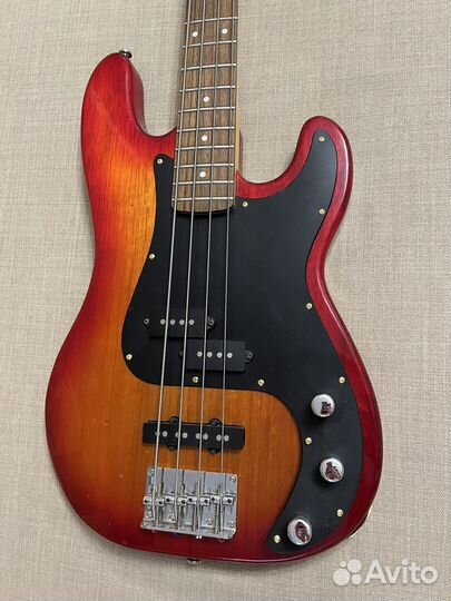 Бас гитара Samick lb-31