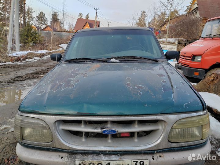 Ford Explorer в разбор