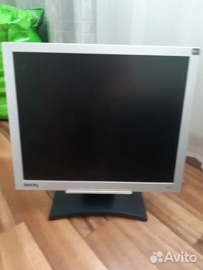 Монитор для компьютера 19