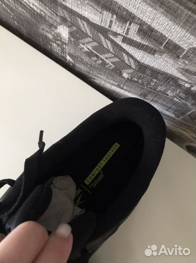 Кроссовки мужские 42 размер reebok