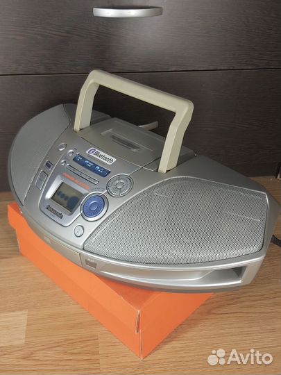 Магнитола Panasonic с Bluetooth