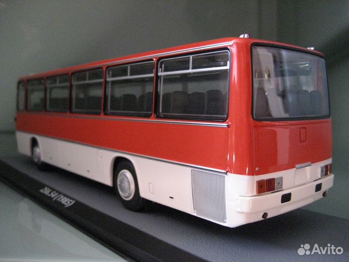 Ikarus Икарус 256.54 (1985) Красно-белый Classicbu