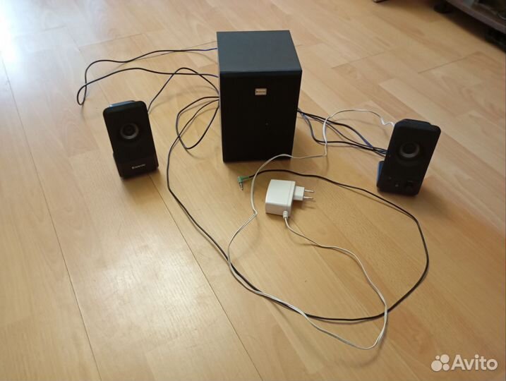 Компьютерные колонки 2.1 Defender Blaze 25